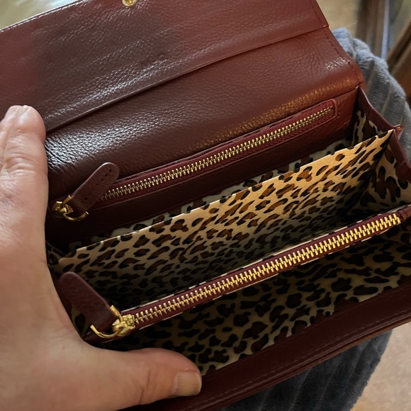M Q Oxblood Red Textured Expandable Wallet, Checkbook Holder - Picture 7 of 9